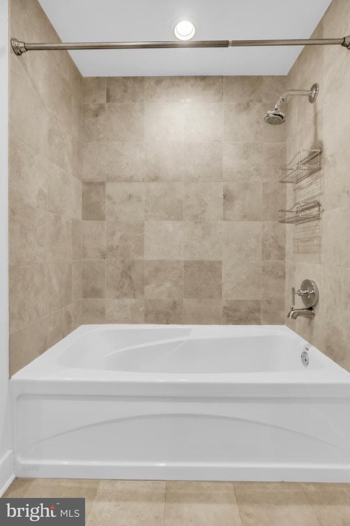 300 N 3rd Street #102 photo 17