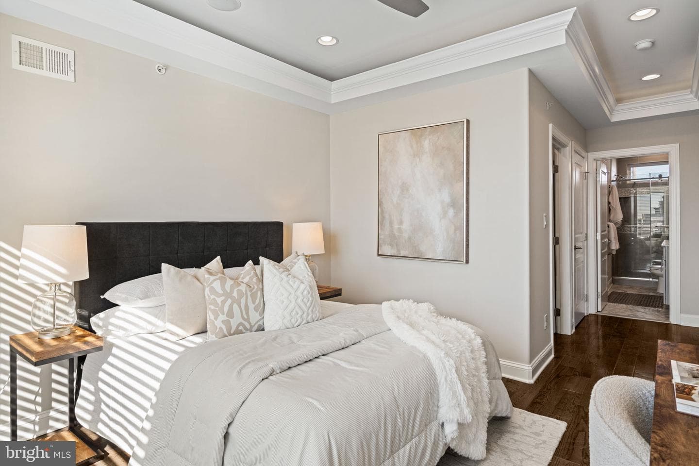 2051 Fernon Street photo 34