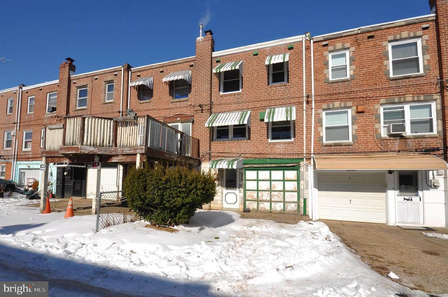 5343 Gillespie Street photo 28
