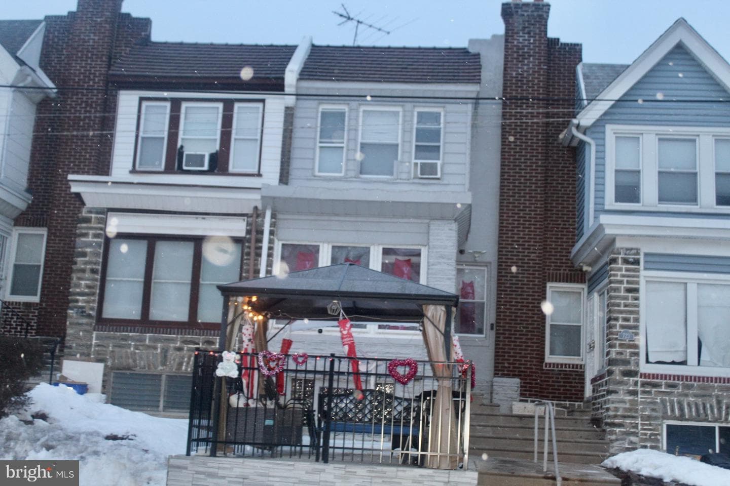 725 W Nedro Avenue, Philadelphia