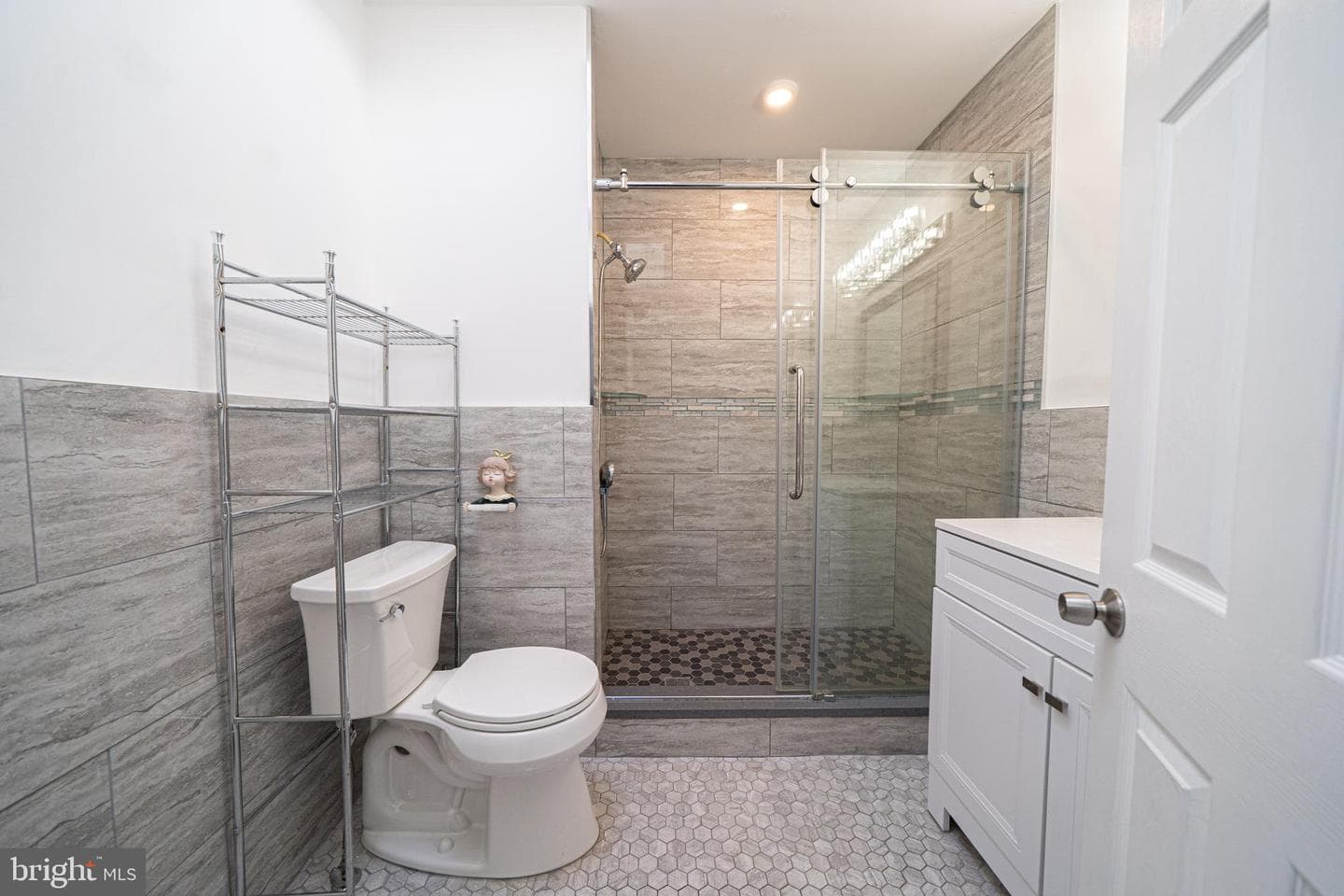 3108 Cottman Avenue photo 26