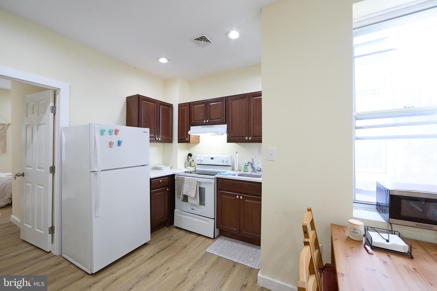 1558 N Randolph Street photo 32