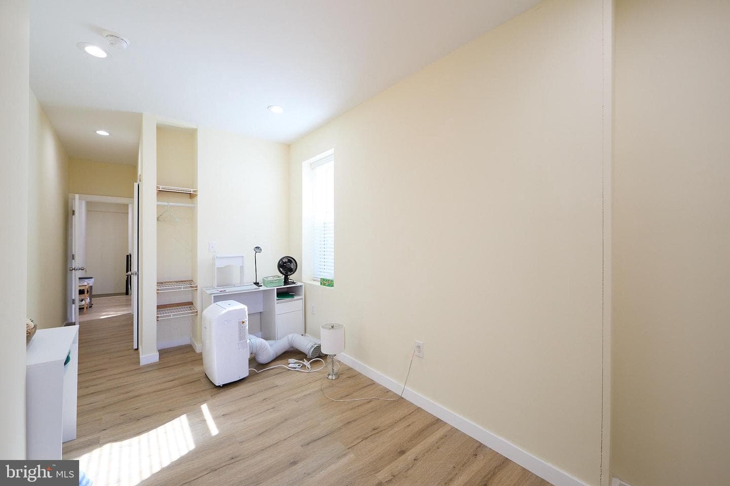 1558 N Randolph Street photo 43