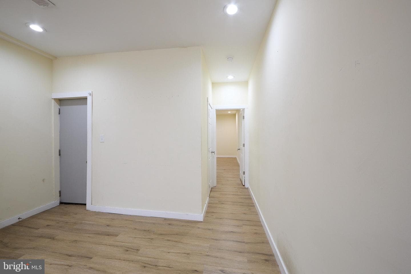 1558 N Randolph Street photo 6