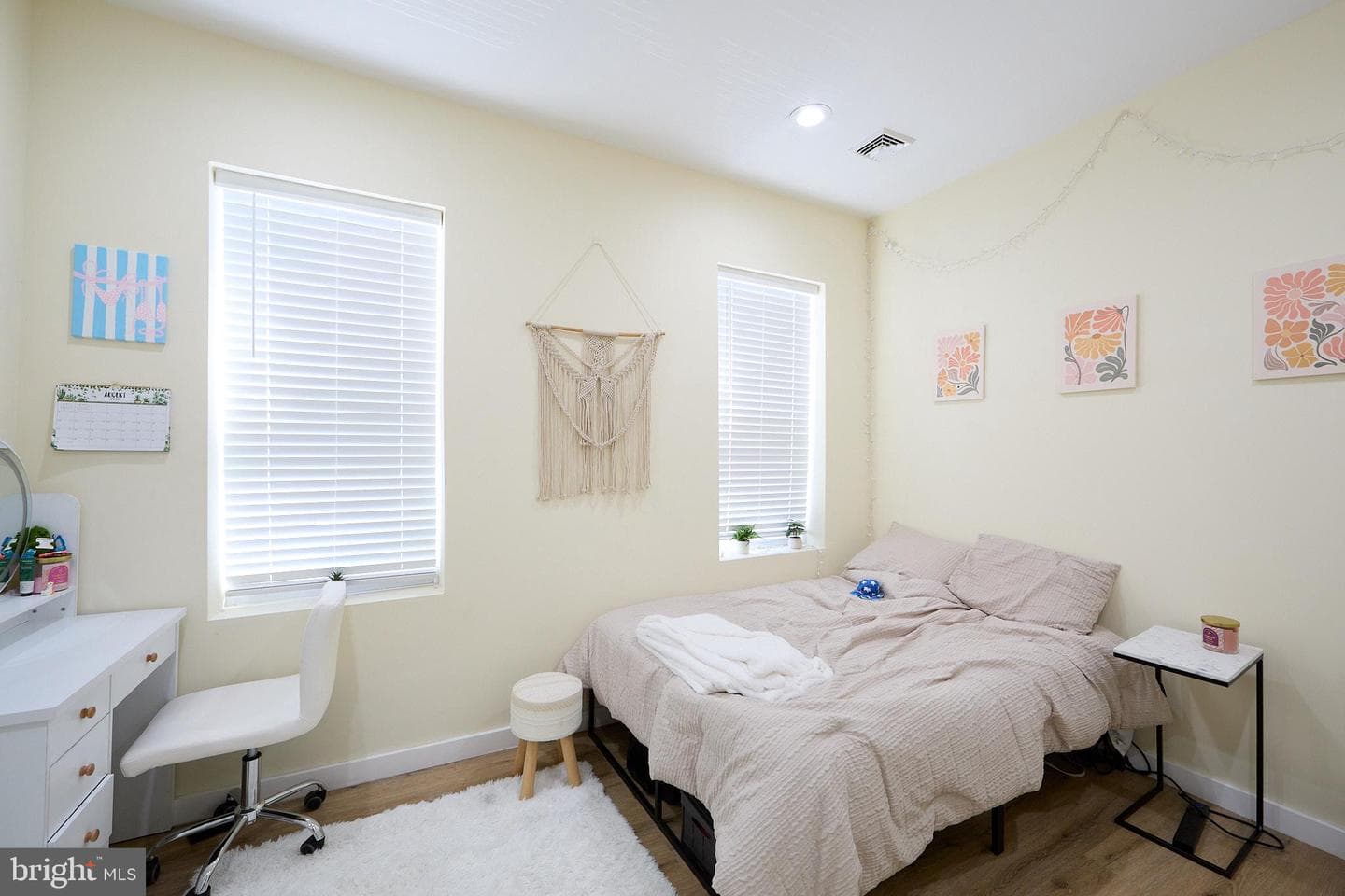 1558 N Randolph Street photo 8