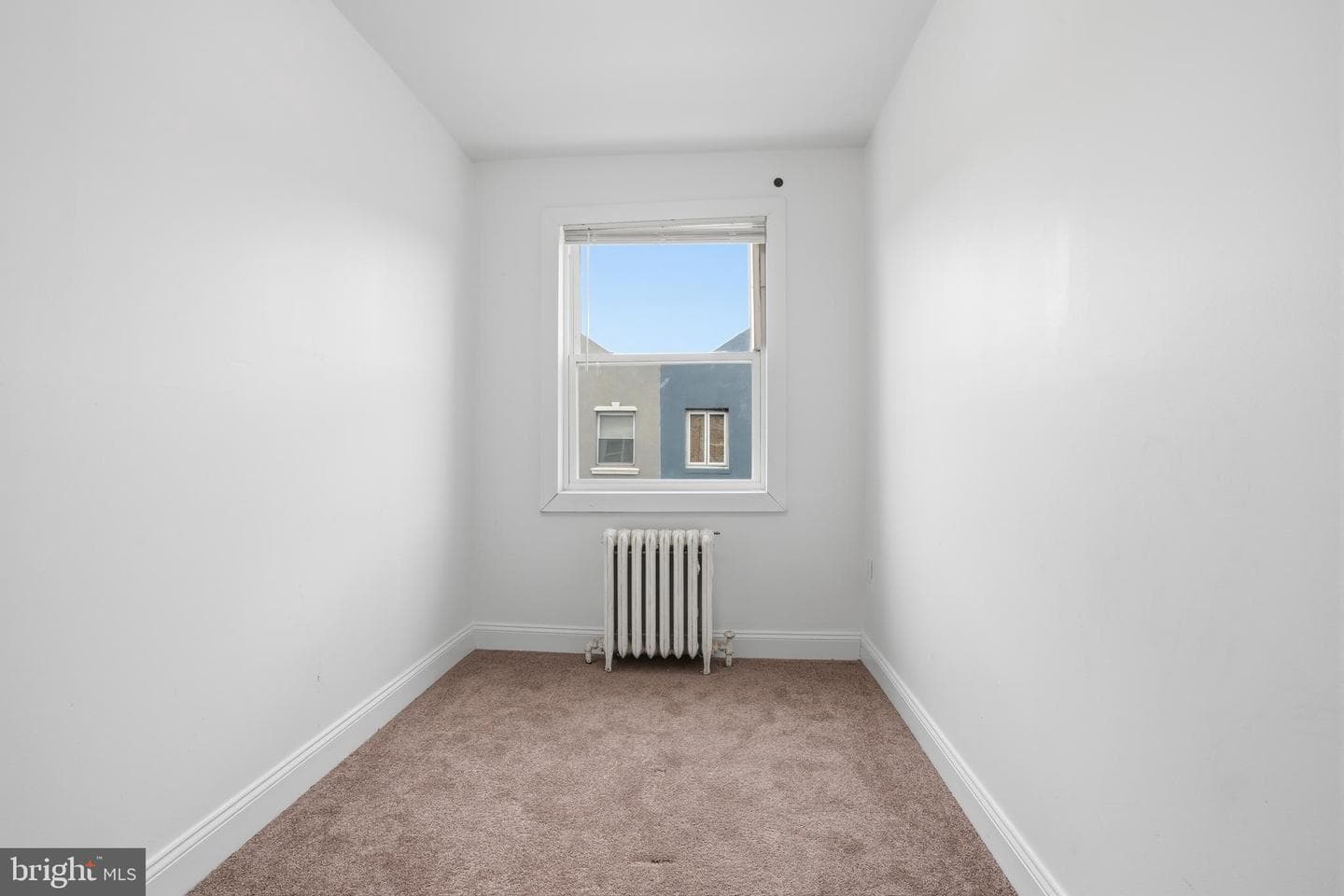 311 W Raymond Street photo 14