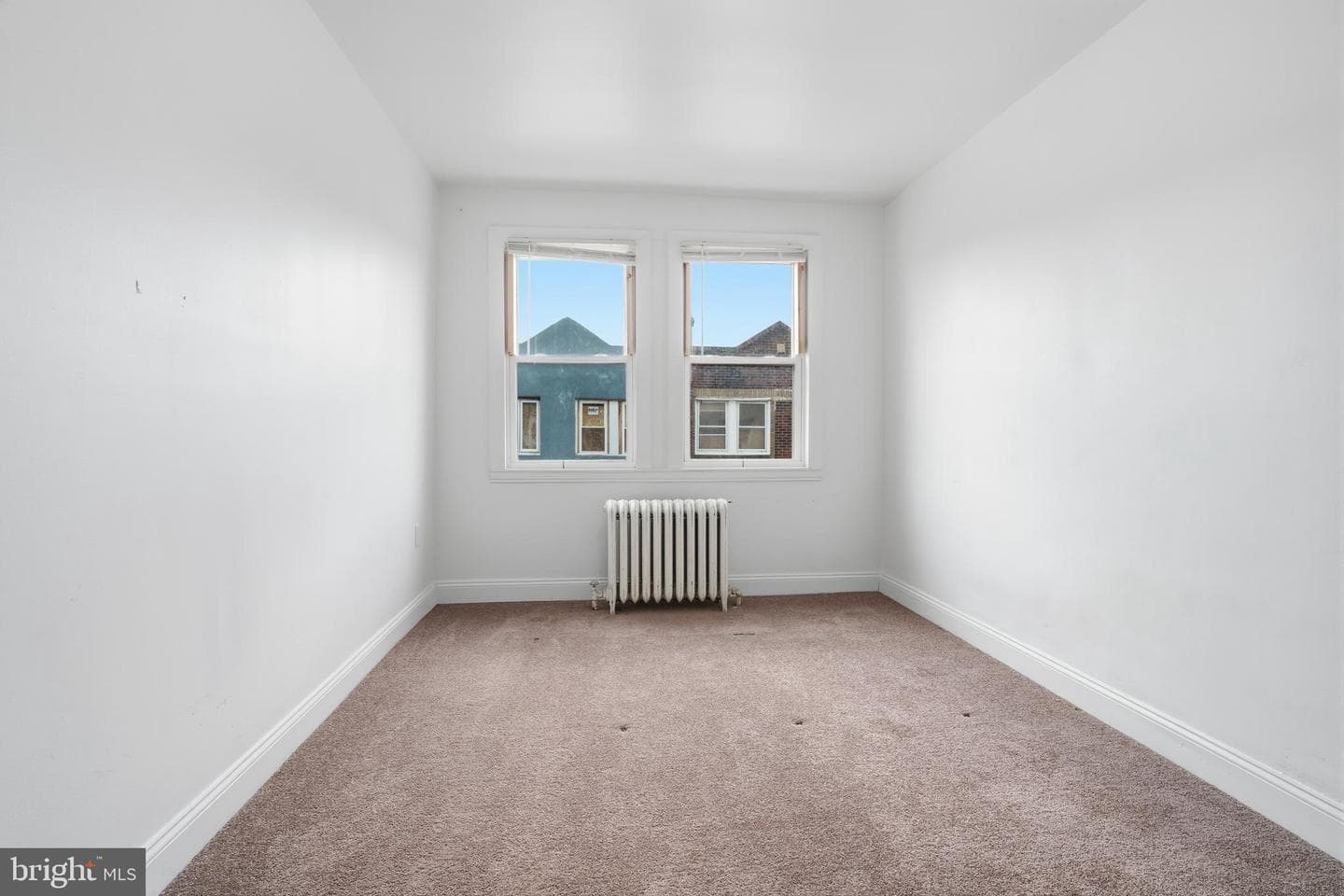 311 W Raymond Street photo 15