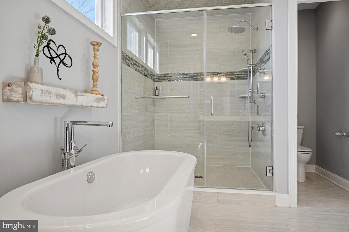 151 Levering Street photo 35