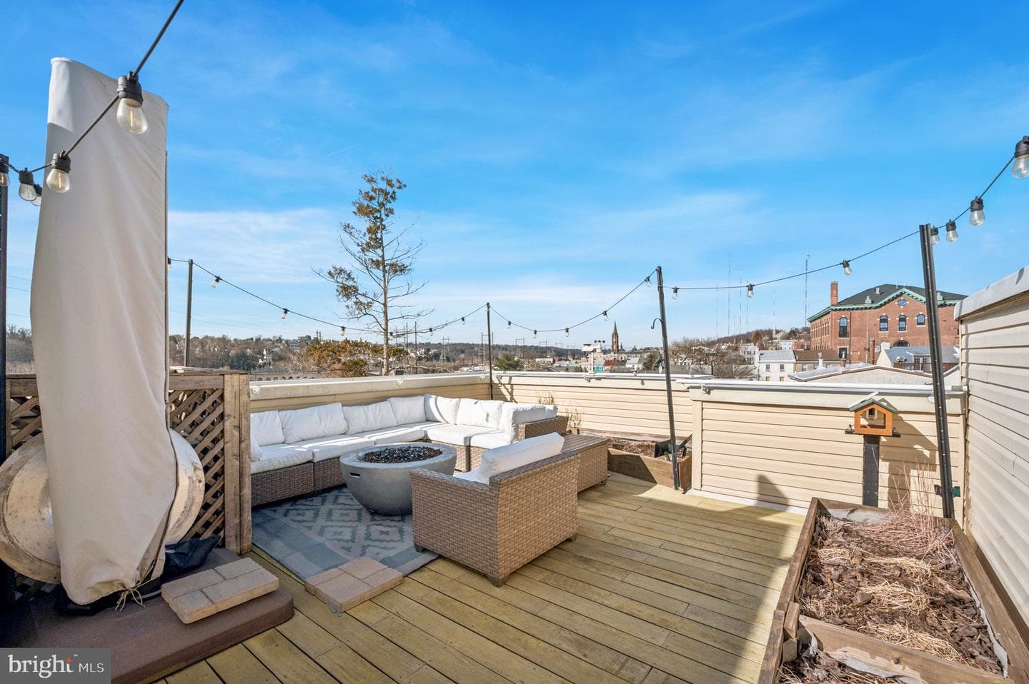 151 Levering Street photo 45