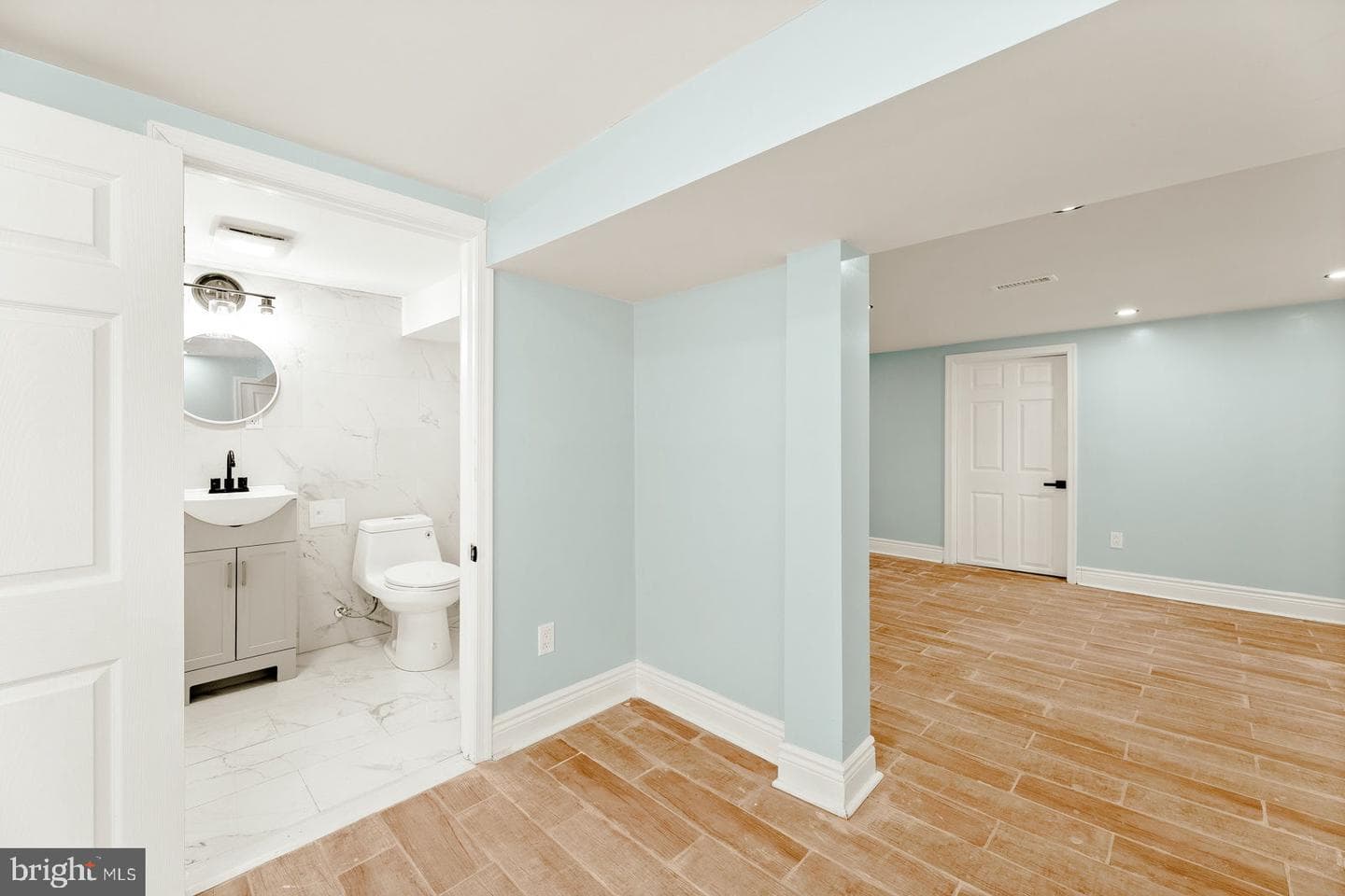 6059 Lawndale Avenue photo 38