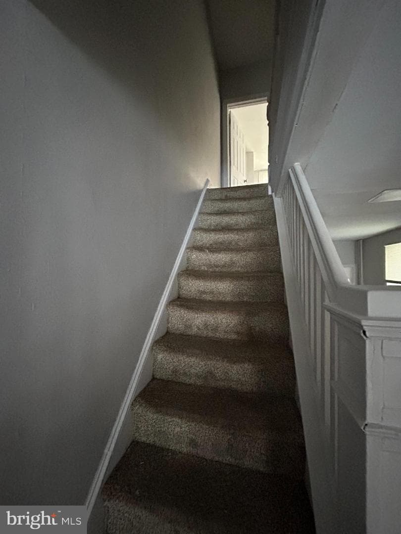 6102 Cedar Avenue photo 8