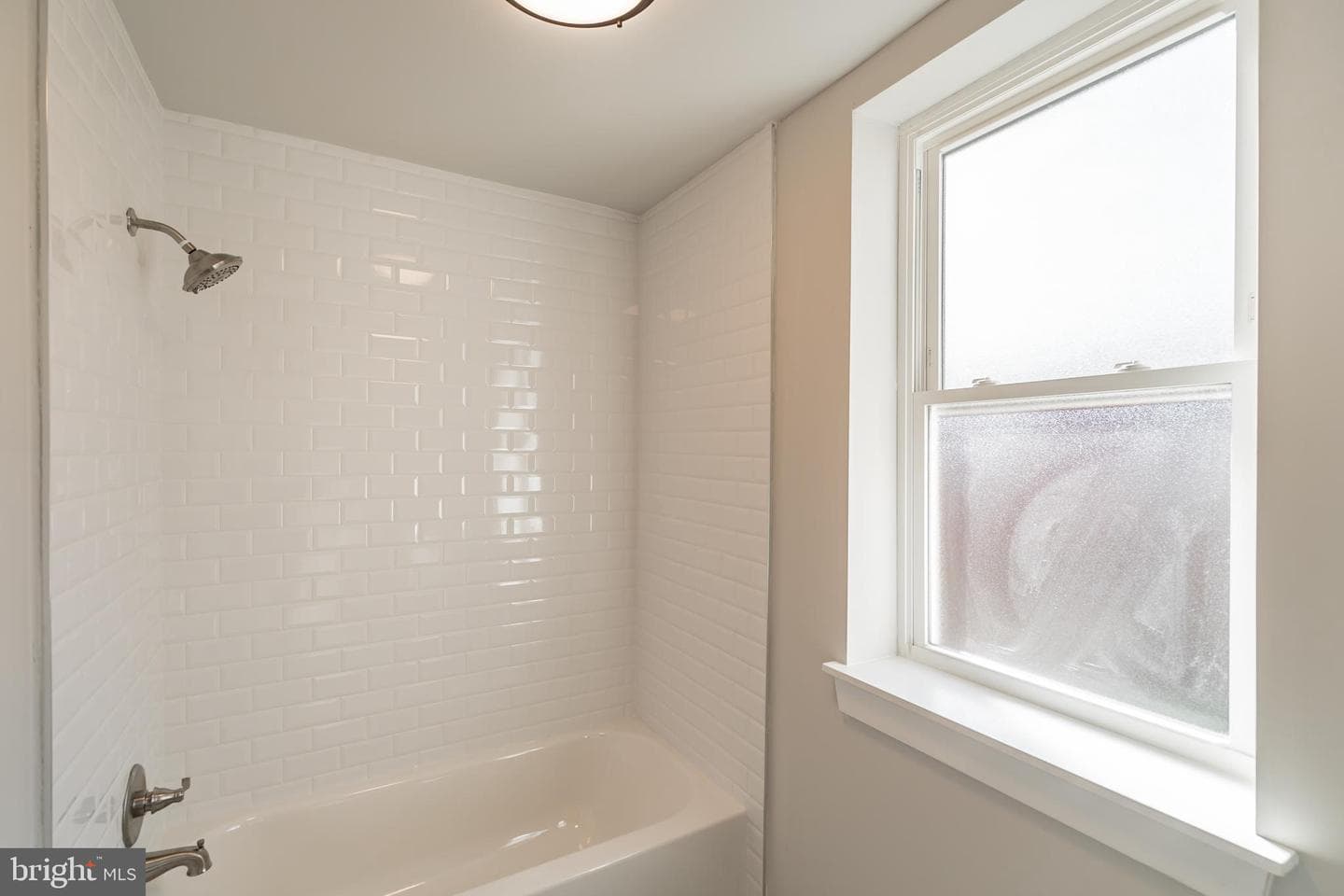 1256 S Peach Street photo 7