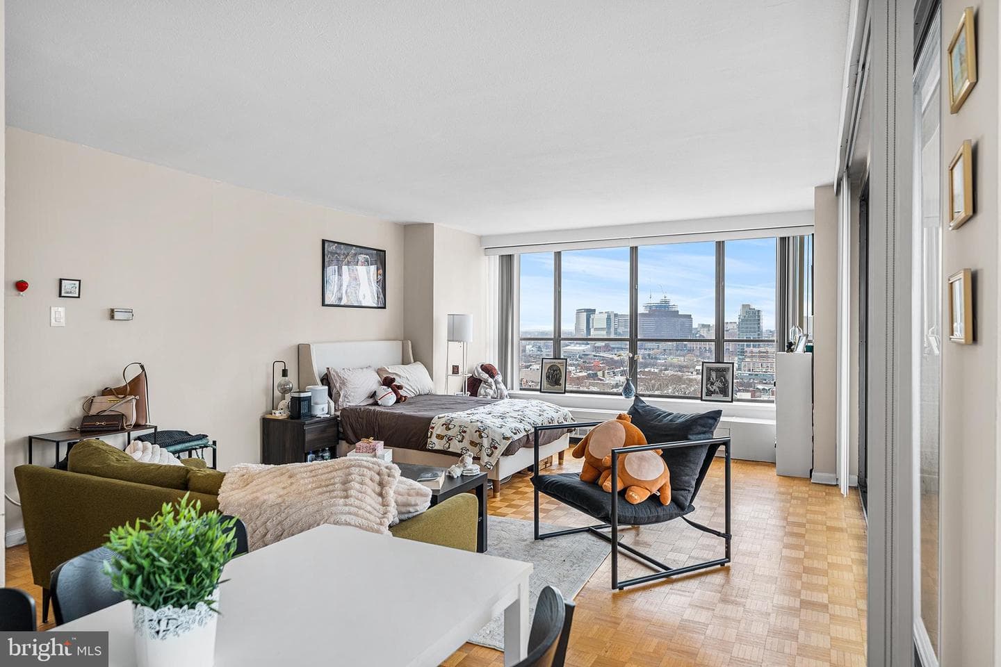 224 W Rittenhouse Square #1615a photo 30