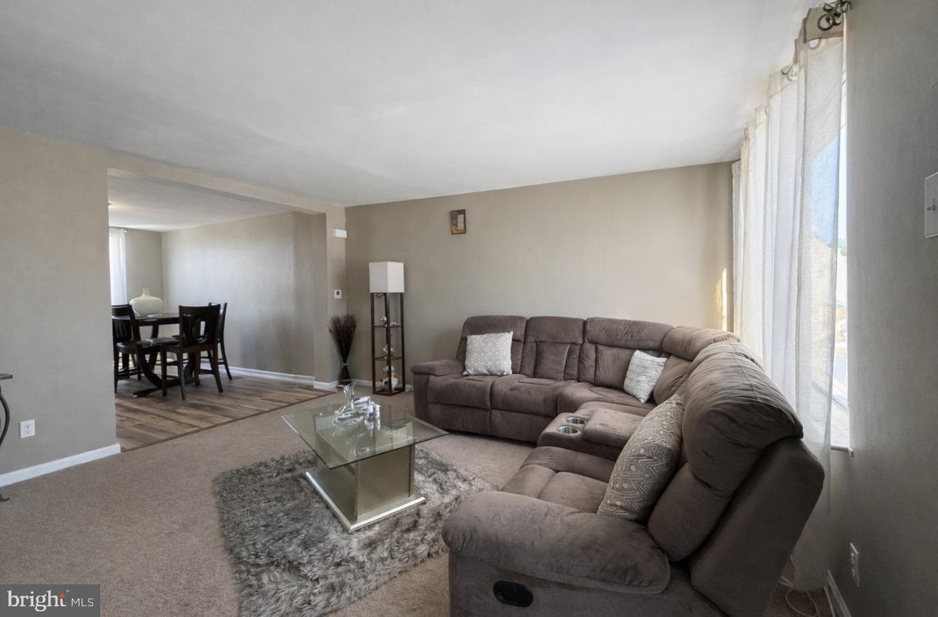 7537 Overbrook Avenue photo 4