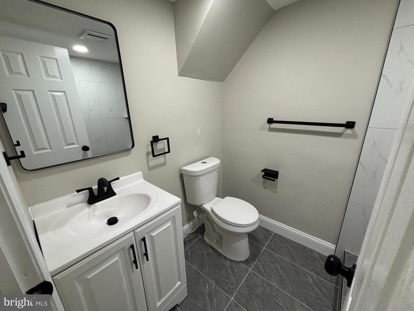 8266 Temple Road photo 29