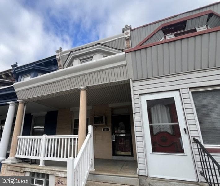 2331 W Somerset Street photo 5