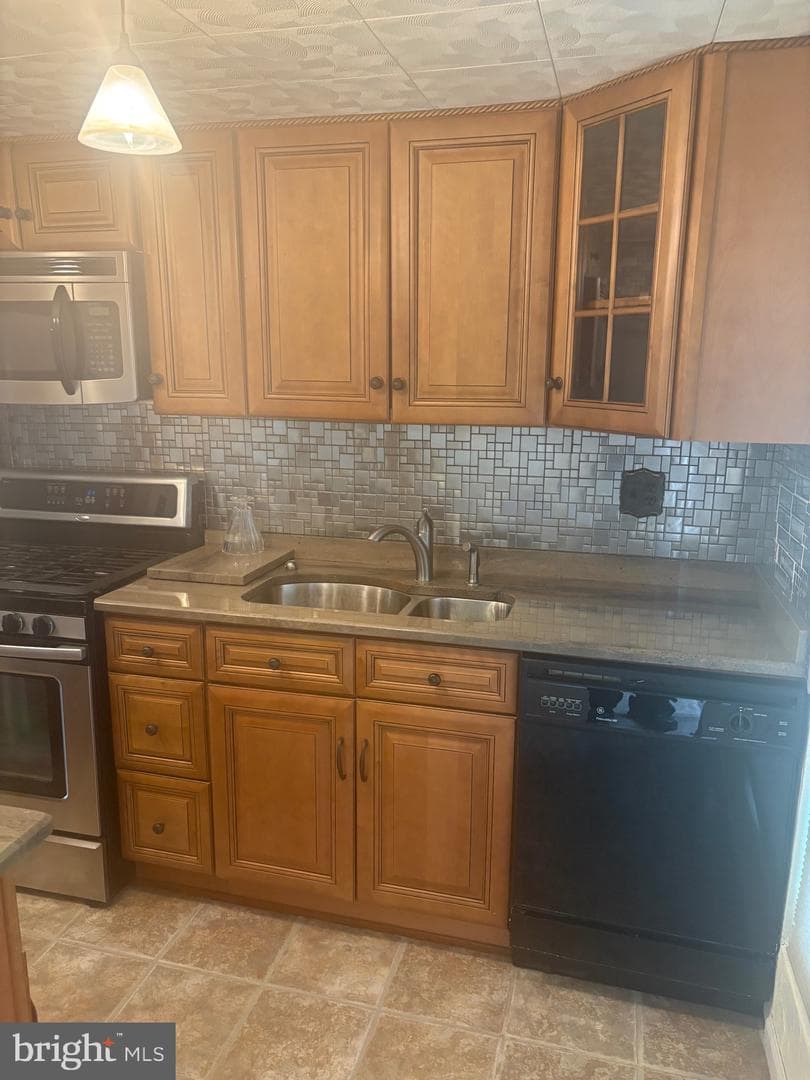 11829 Academy Road #29 B photo 11