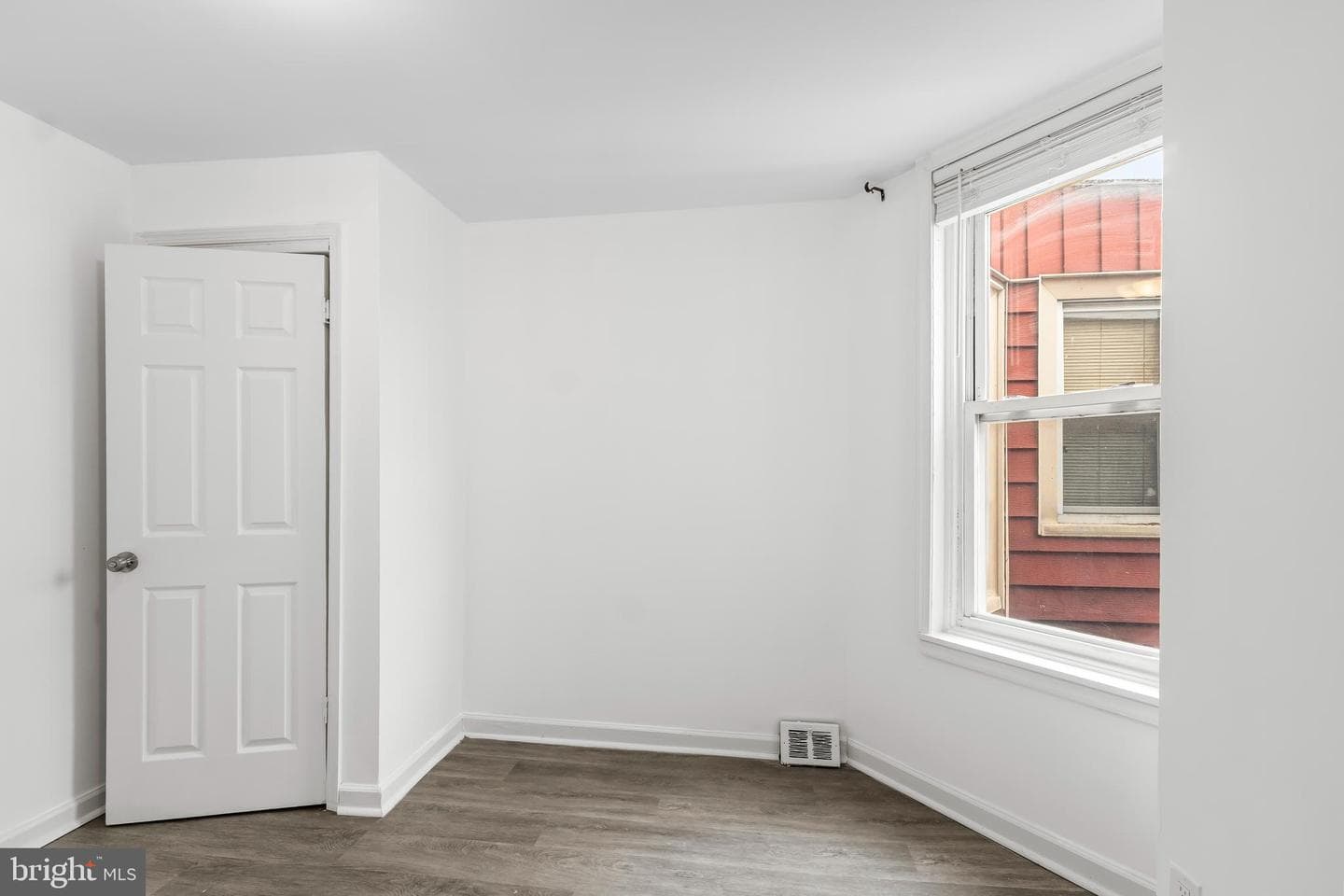 1662 S Conestoga Street photo 11