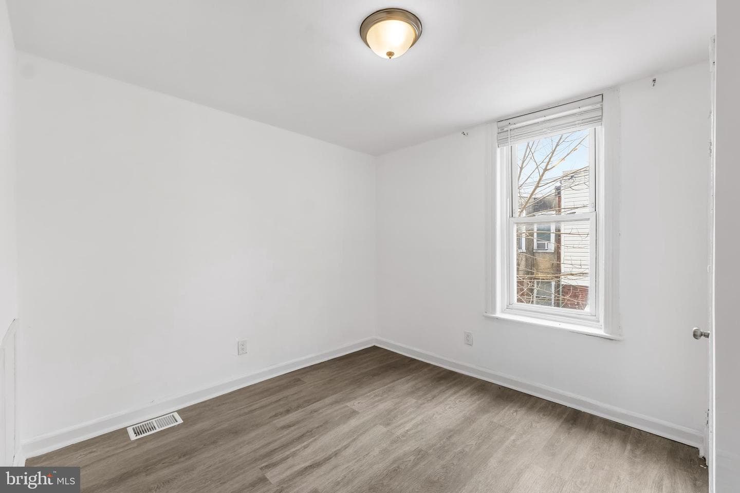 1662 S Conestoga Street photo 13