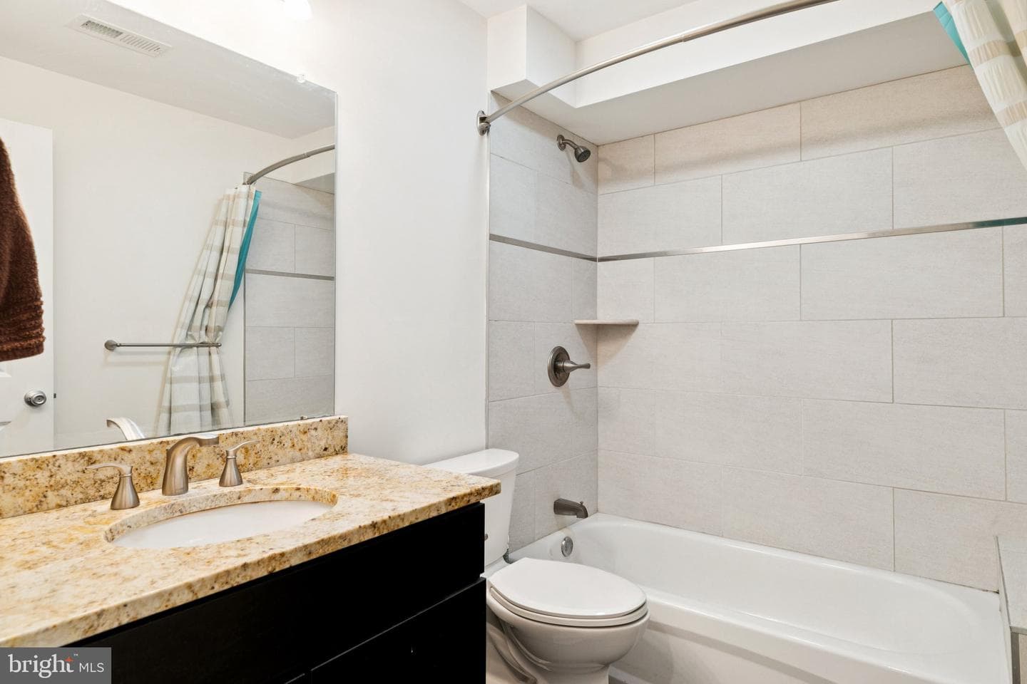 2555 Carpenter Street #a photo 21