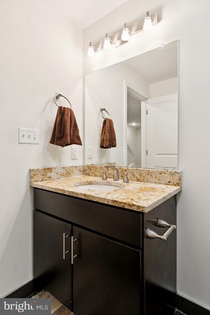 2555 Carpenter Street #a photo 22