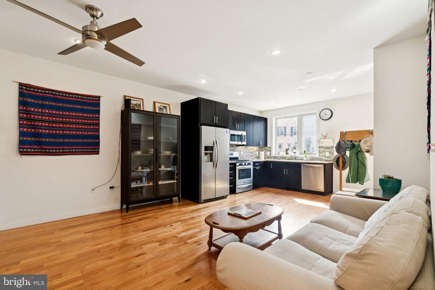 2555 Carpenter Street #a photo 7