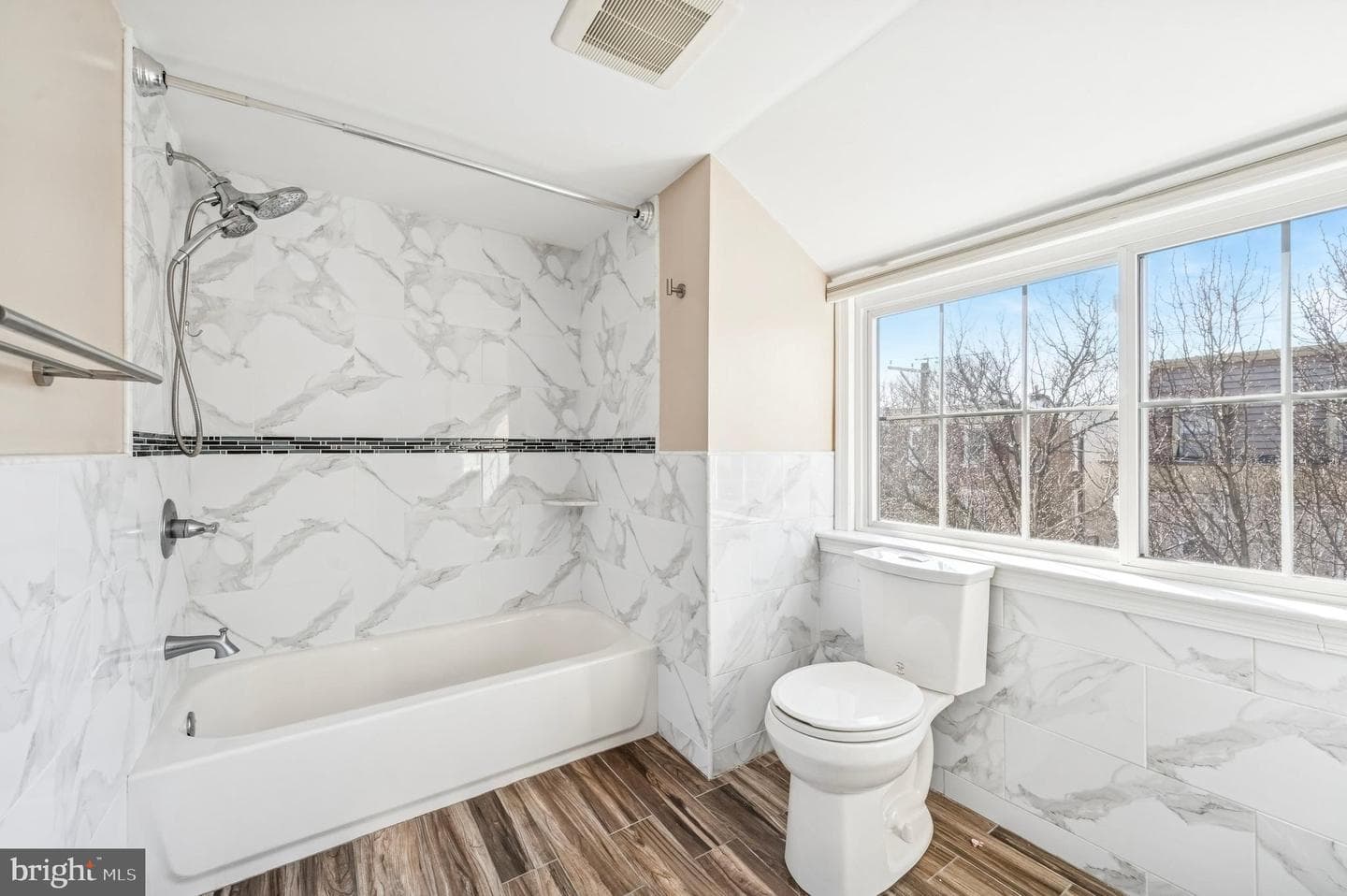 3730 Spring Garden Street photo 18