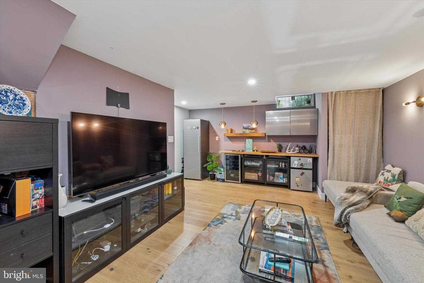 1720 W Oxford Street photo 10