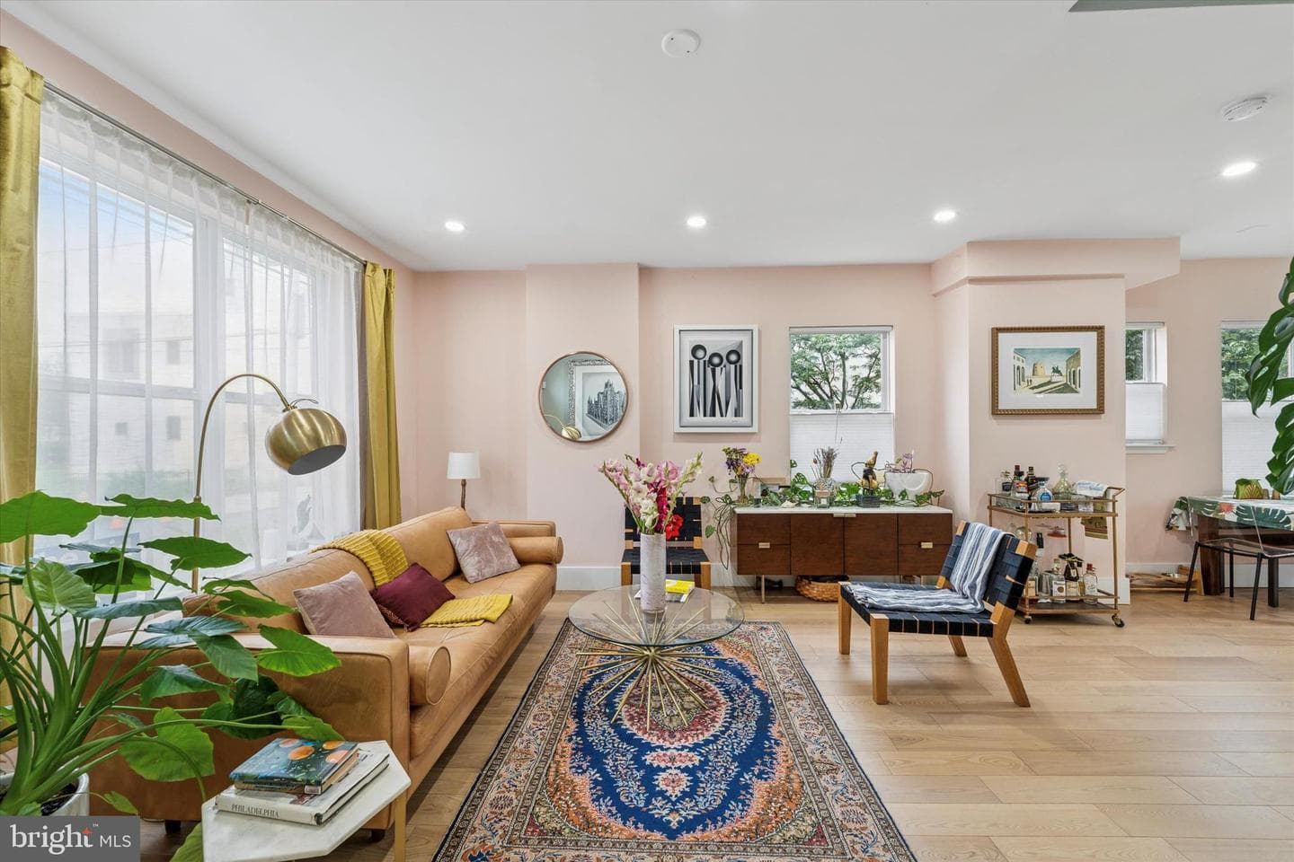 1720 W Oxford Street photo 3
