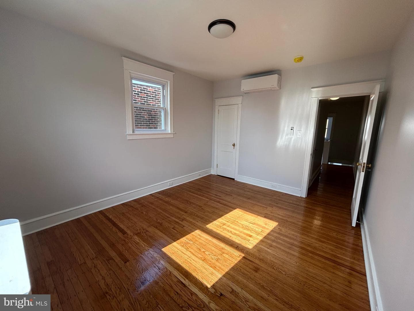 5652 W Berks Street photo 44