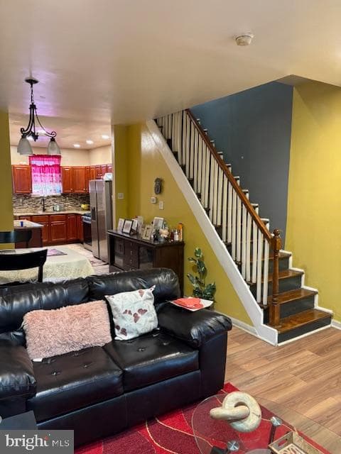 4225 N Sydenham Street photo 4