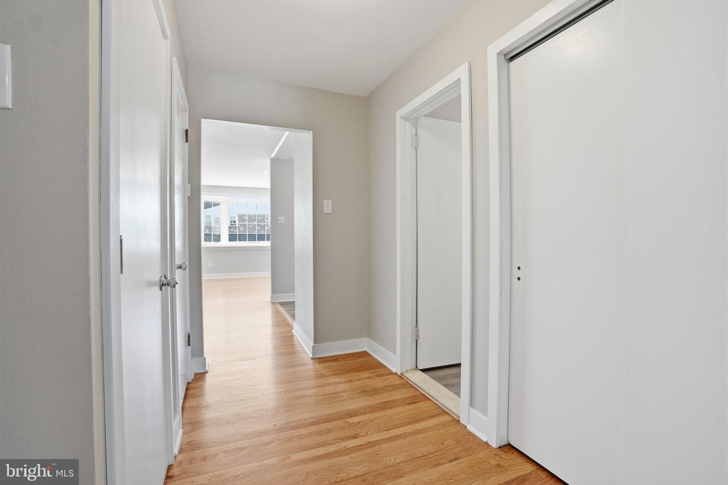 1621 Benson Street photo 10