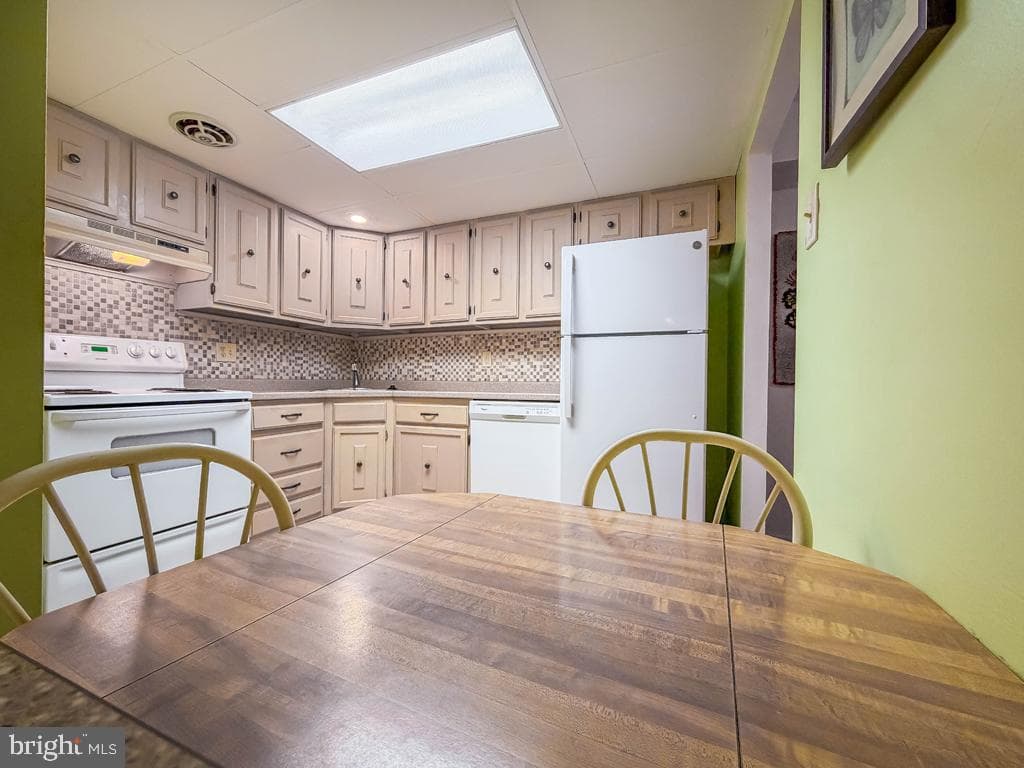 1103 Delaire Landing Road #1103 photo 12