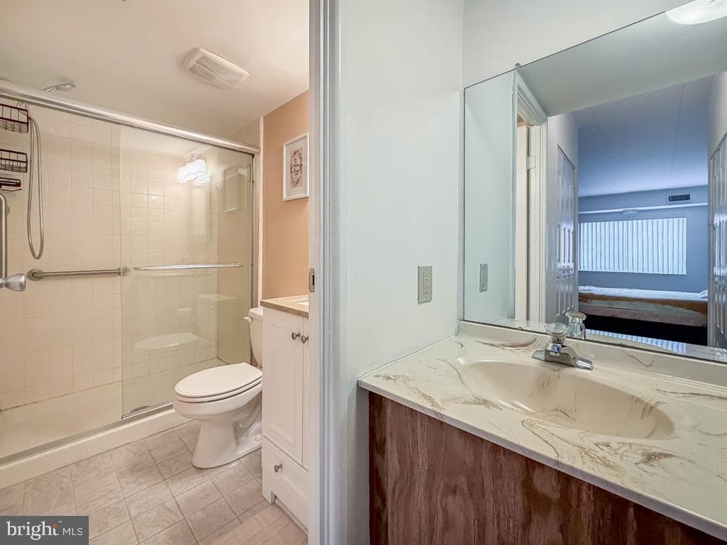 1103 Delaire Landing Road #1103 photo 20