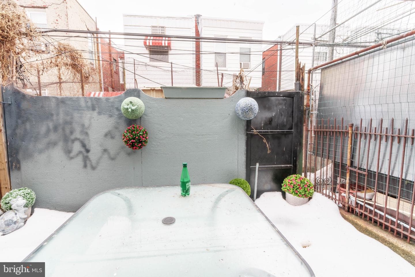 918 Daly Street photo 24