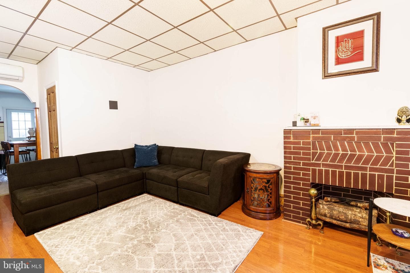 918 Daly Street photo 3