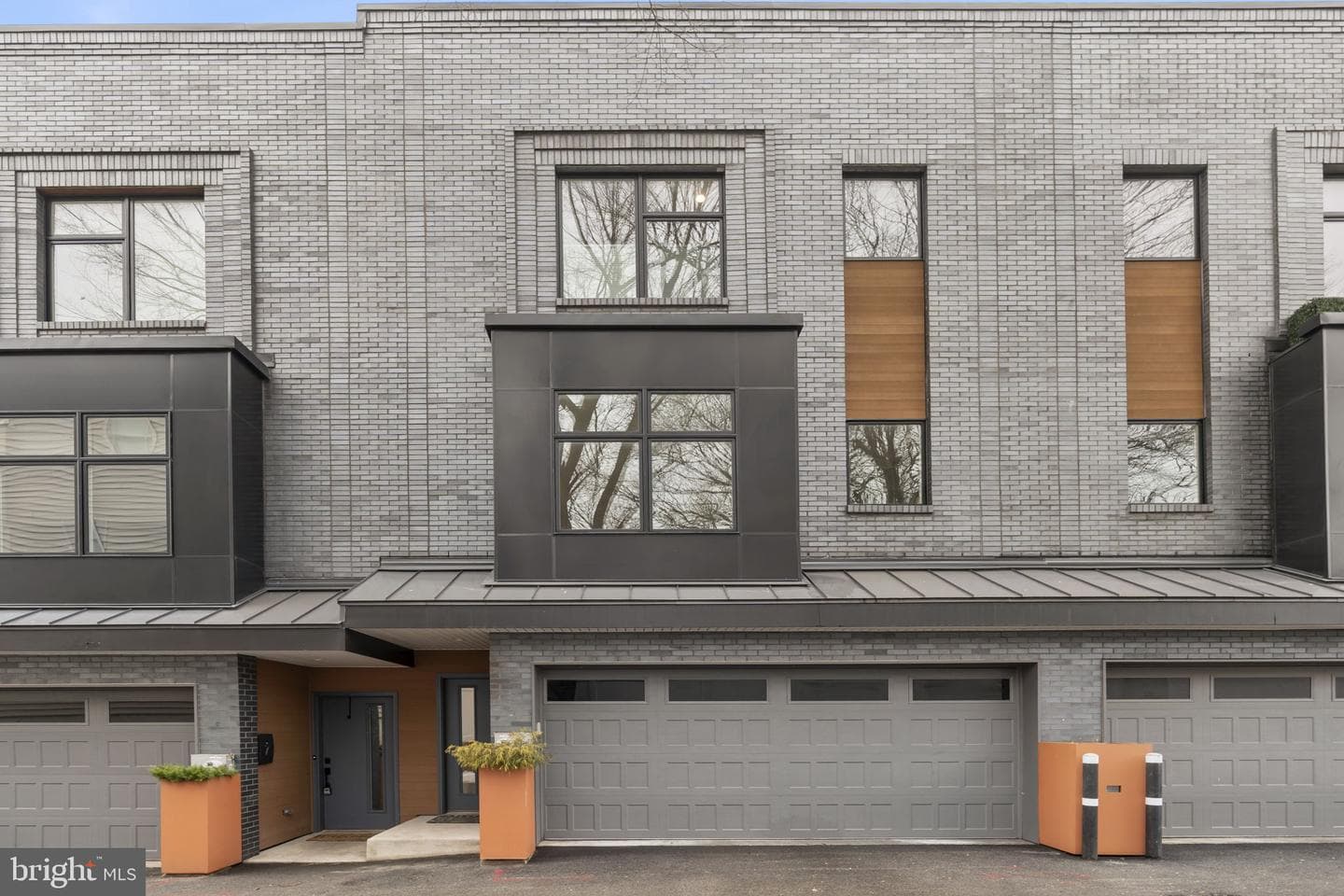 263 Hermitage Street #6 photo 1