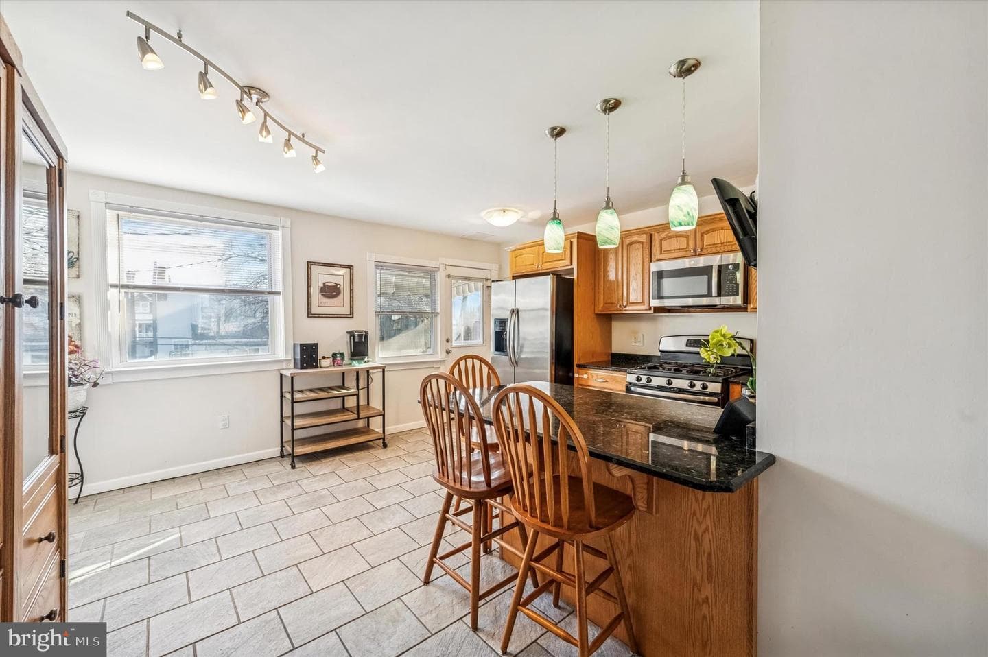 206 Rock Street photo 5