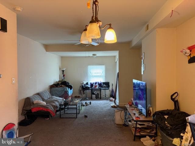 2501 S Gross Street photo 4