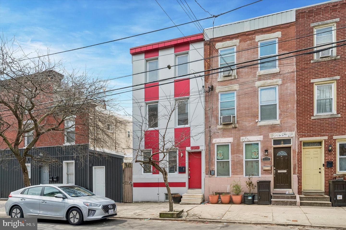 2042 E Huntingdon Street, Philadelphia
