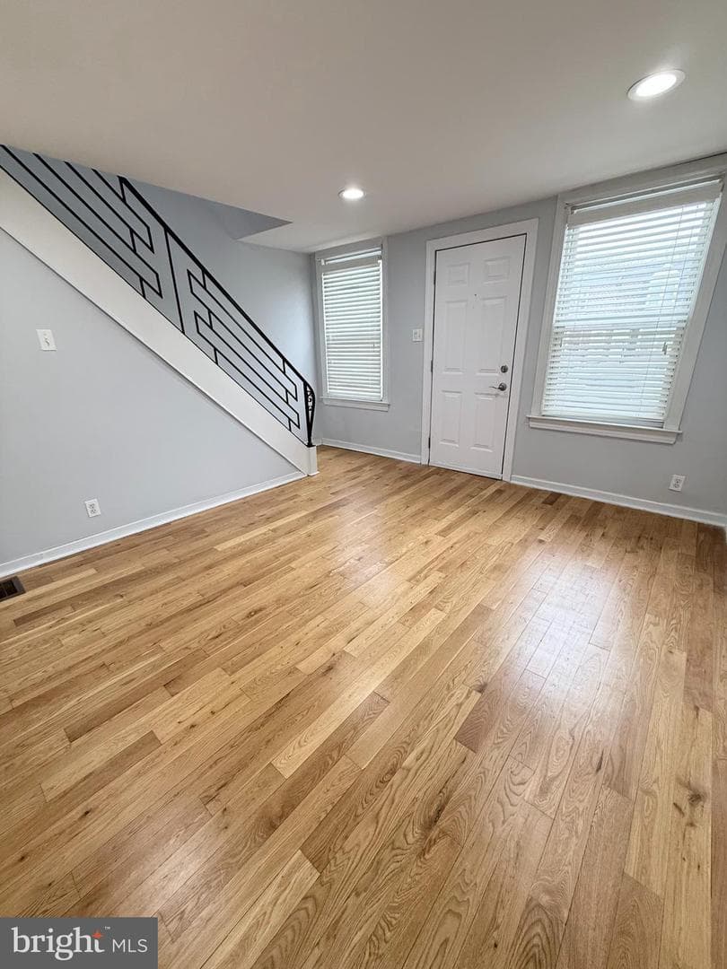 3726 Richmond Street photo 3