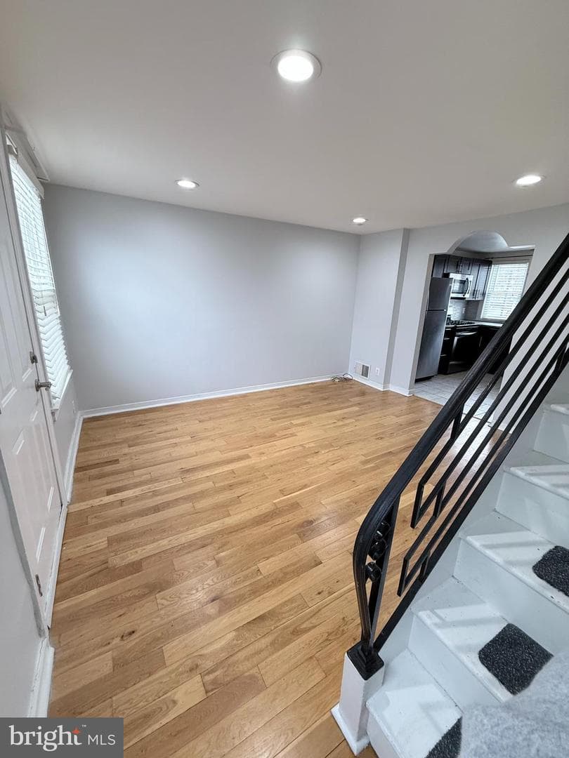 3726 Richmond Street photo 4