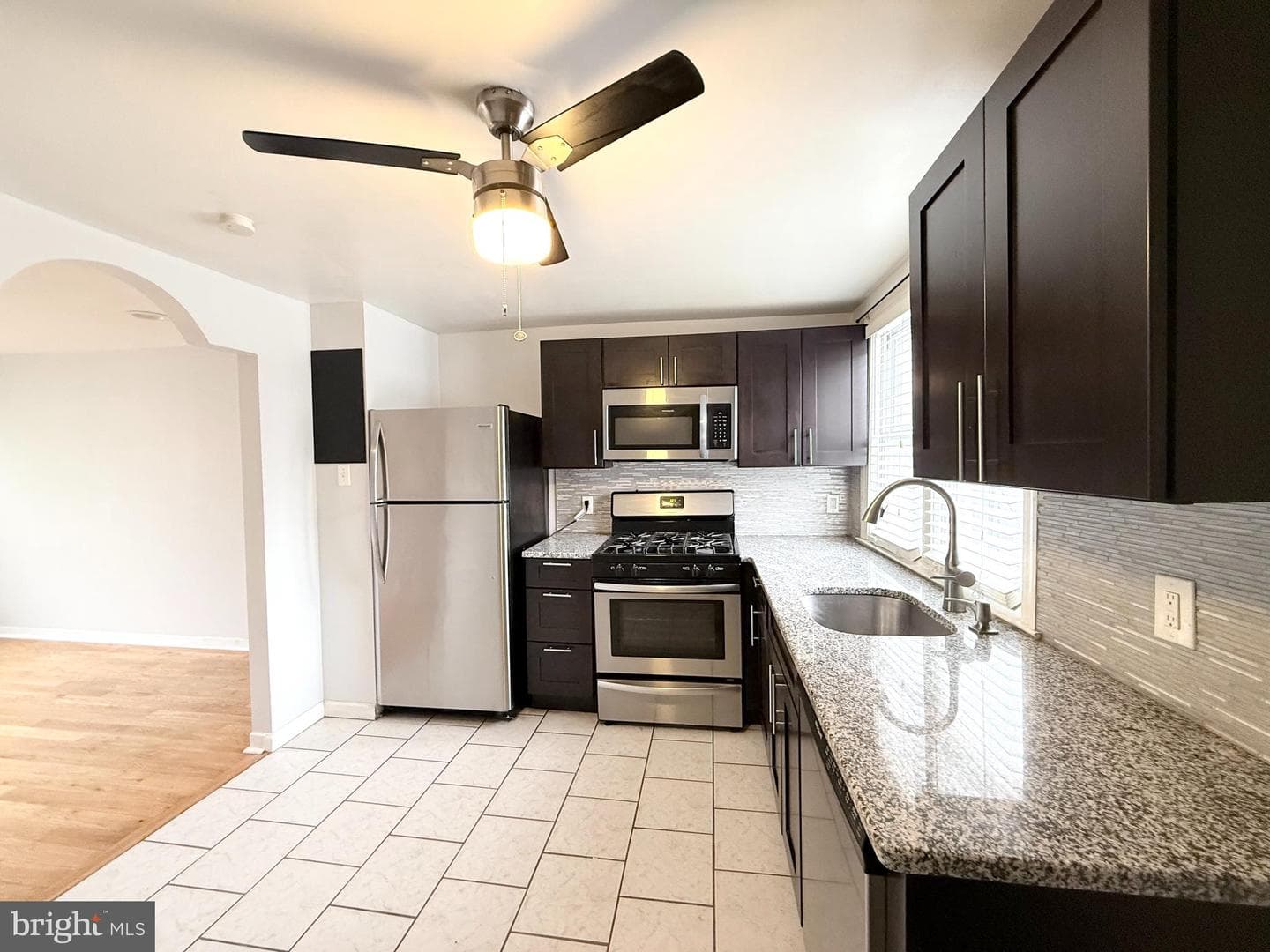 3726 Richmond Street photo 5