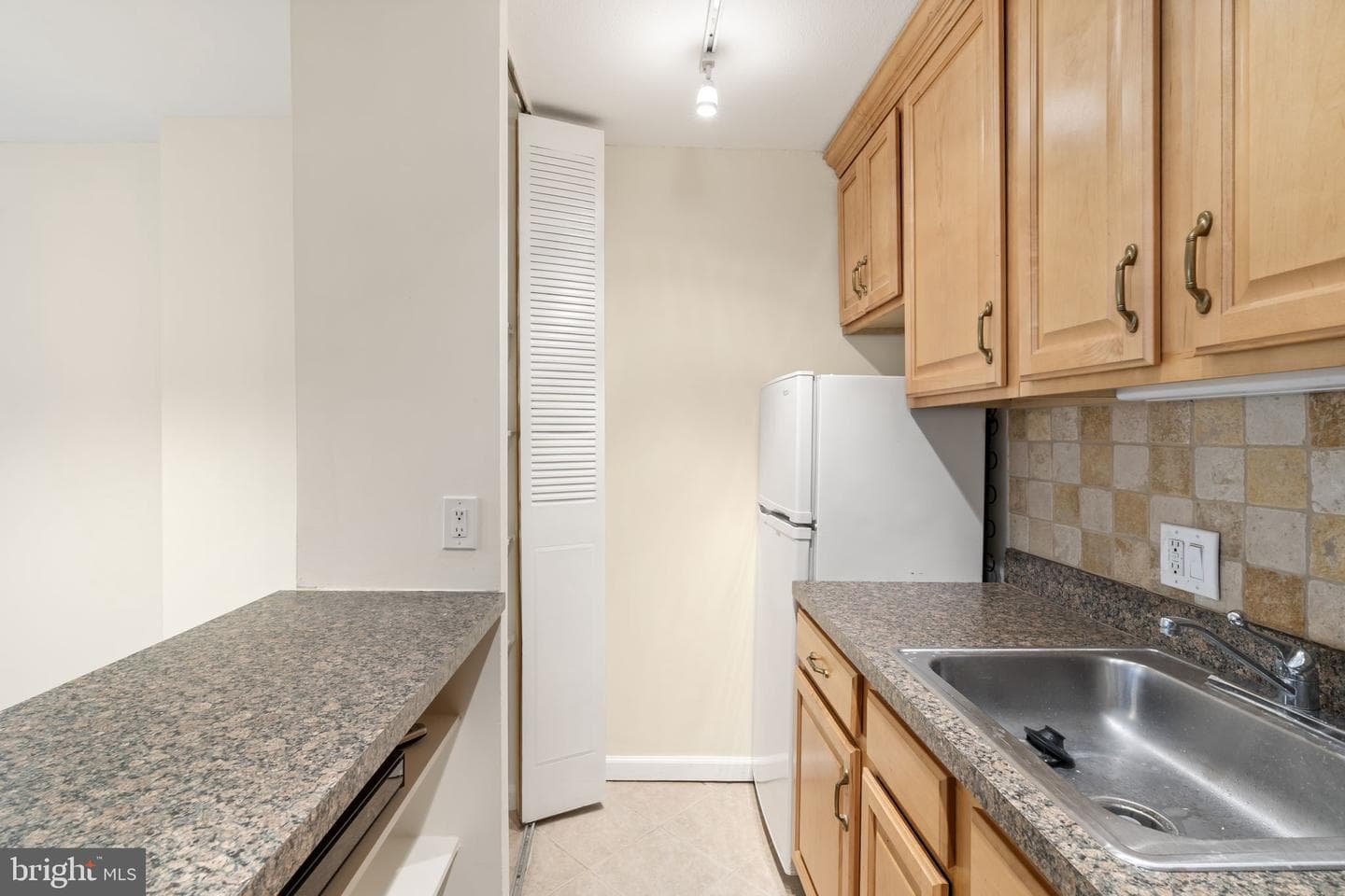 1901 John F Kennedy Boulevard #816 photo 7