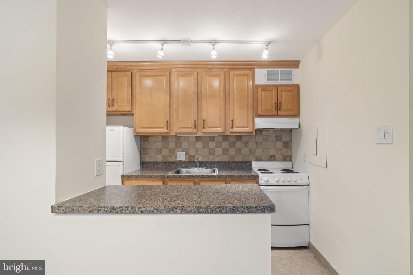 1901 John F Kennedy Boulevard #816 photo 9