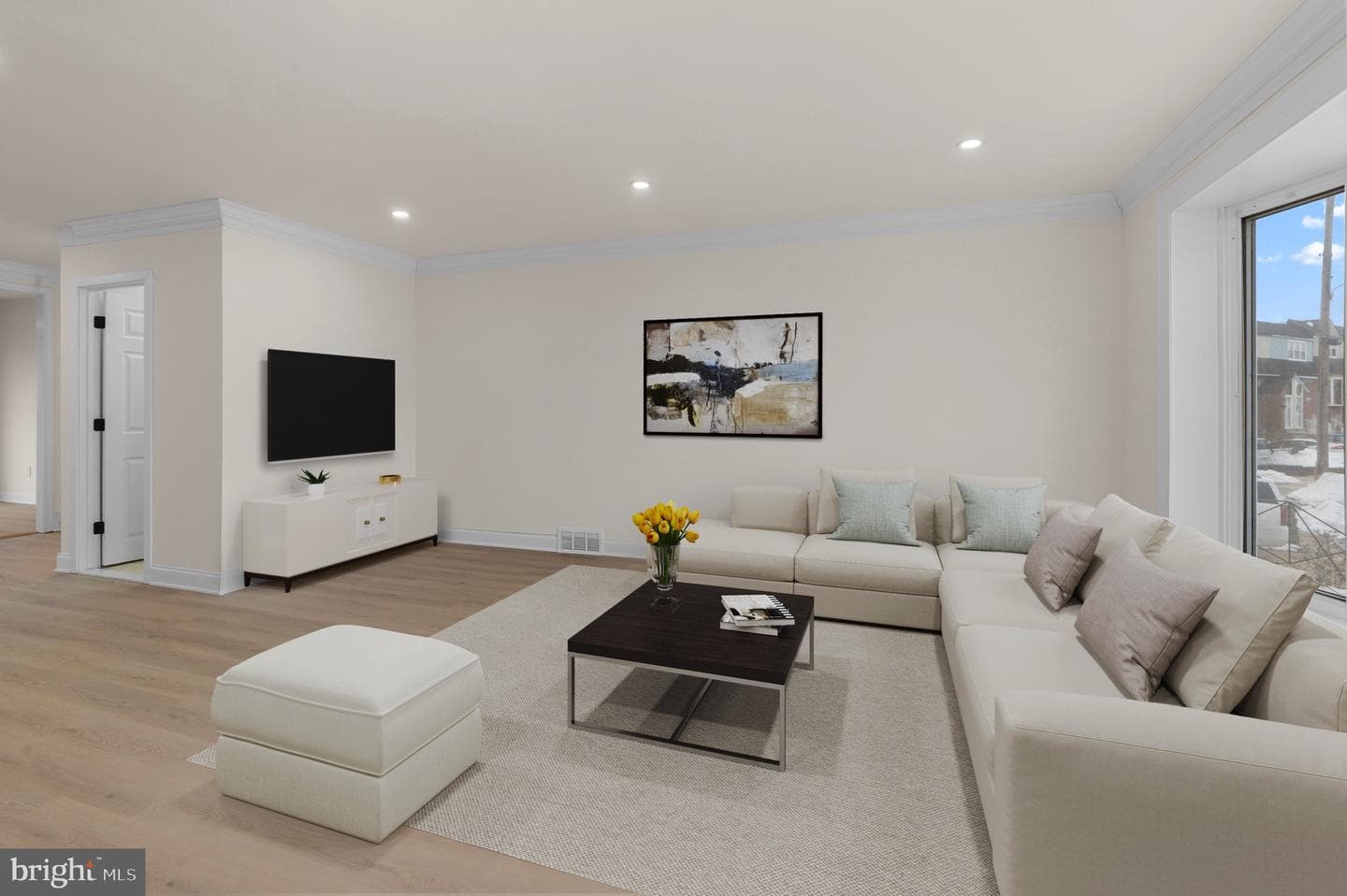 10867 Harrow Road photo 4