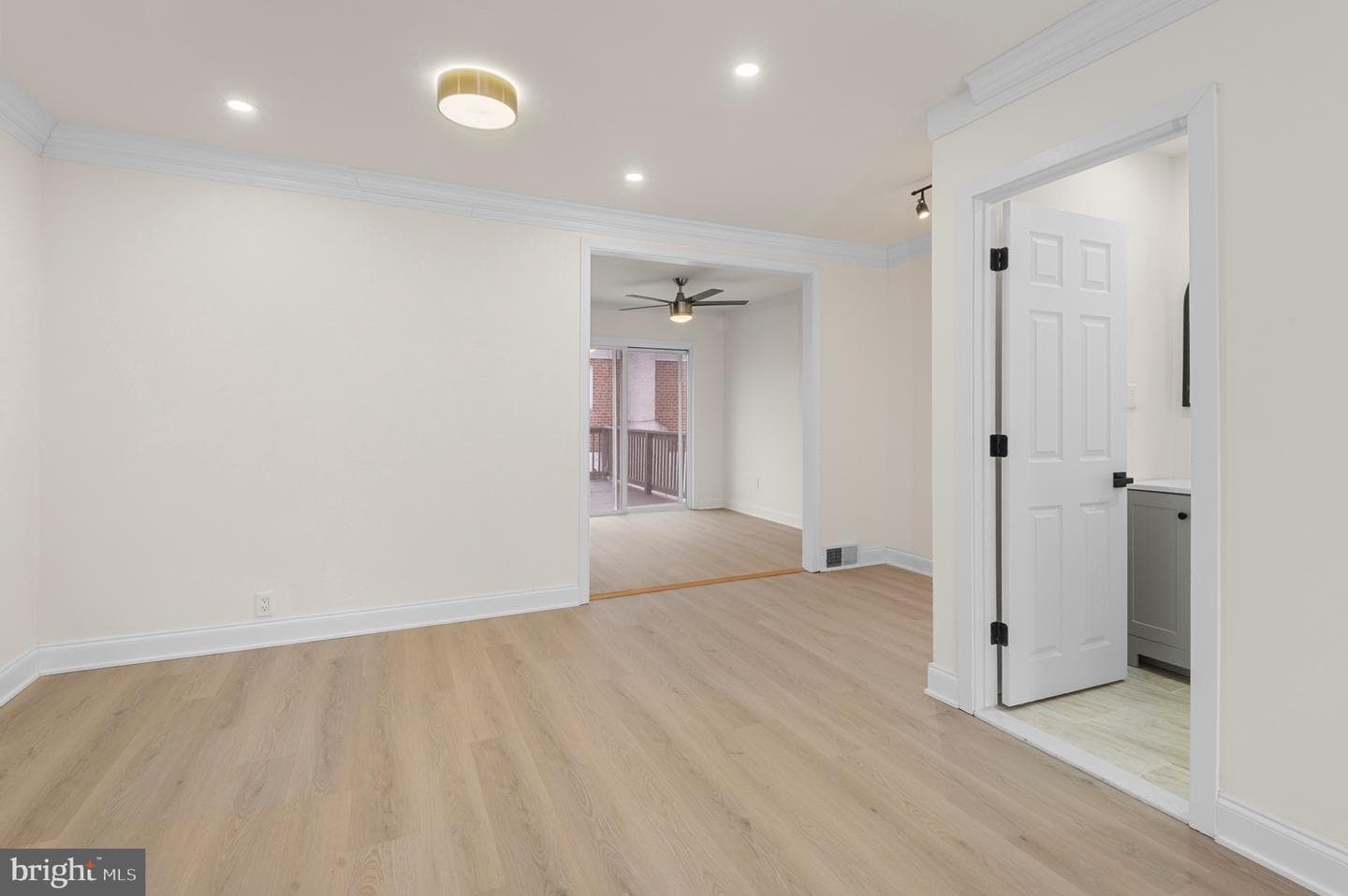 10867 Harrow Road photo 5