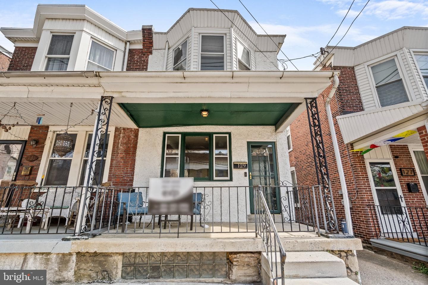 129 Leverington Avenue photo 2