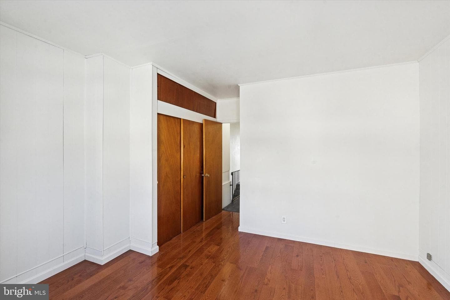 129 Leverington Avenue photo 23