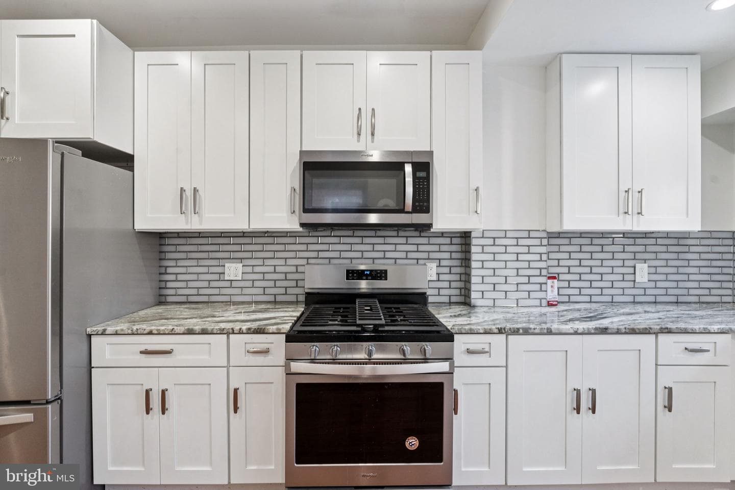 1826 Point Breeze Avenue photo 10